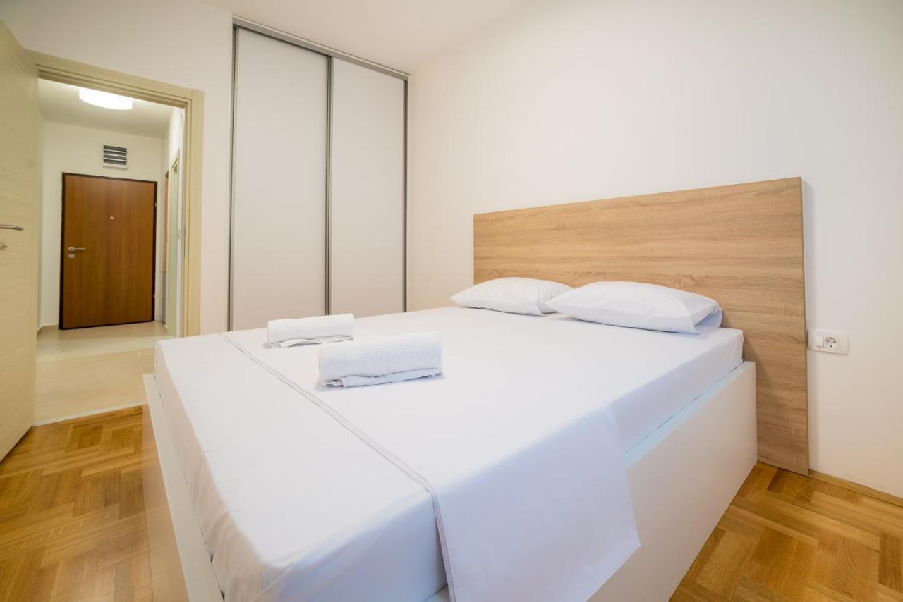 Meli Apartment *